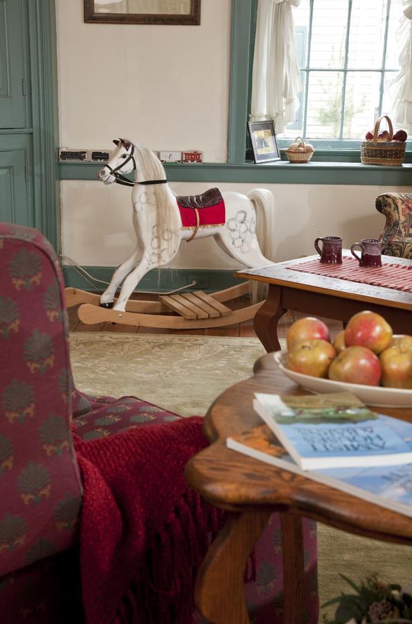 Country Hearth Bed & Breakfast New Holland