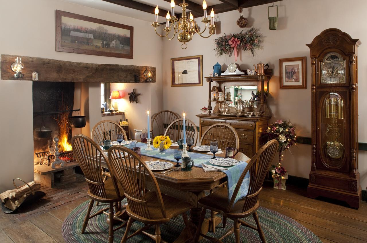 Country Hearth 2* New Holland